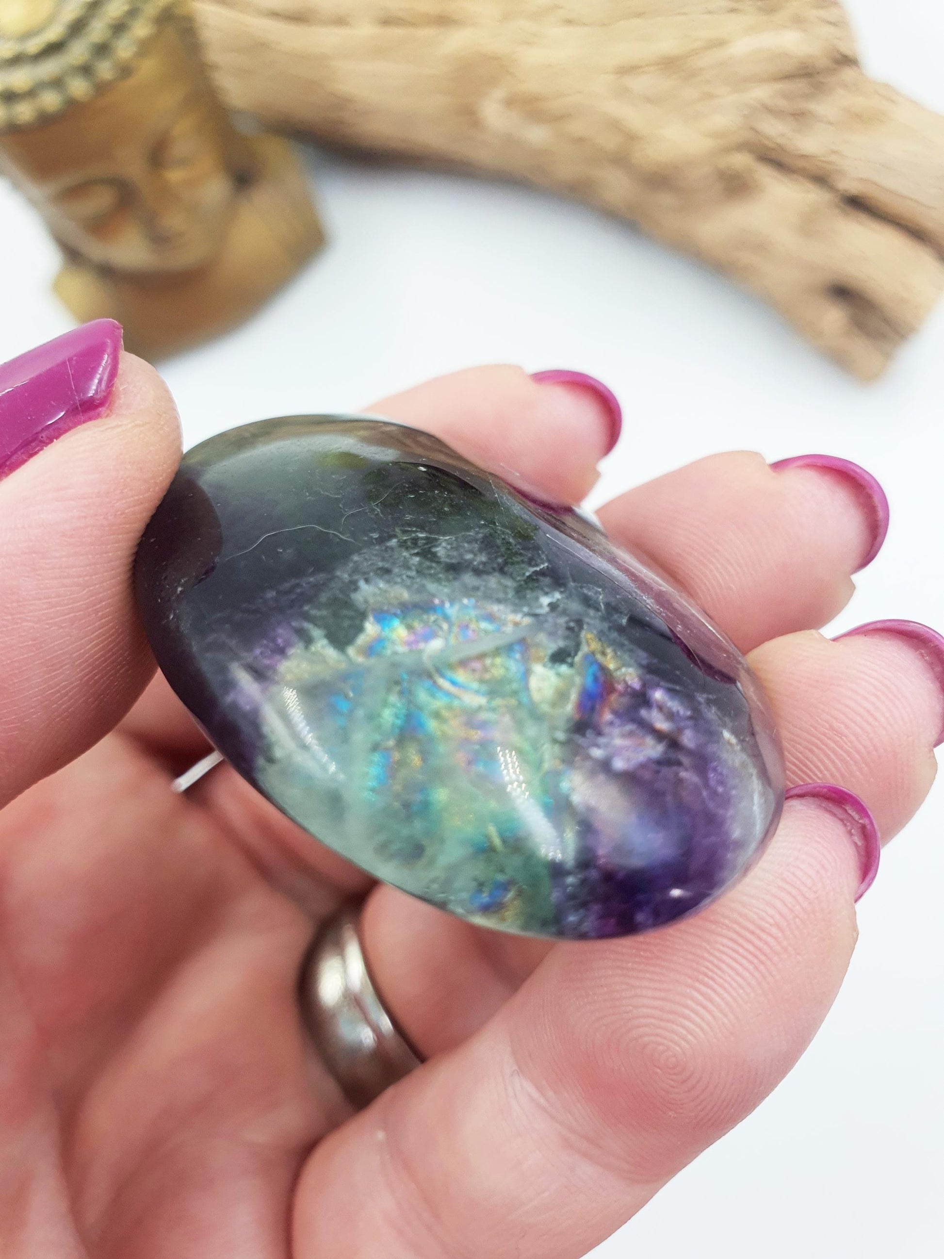 Beautiful Fluorite Palm with large rainbow / Fluorite Palm Stone / Purple and Green Fluorite Palm Stone / Reiki Crystal Palm - 60g