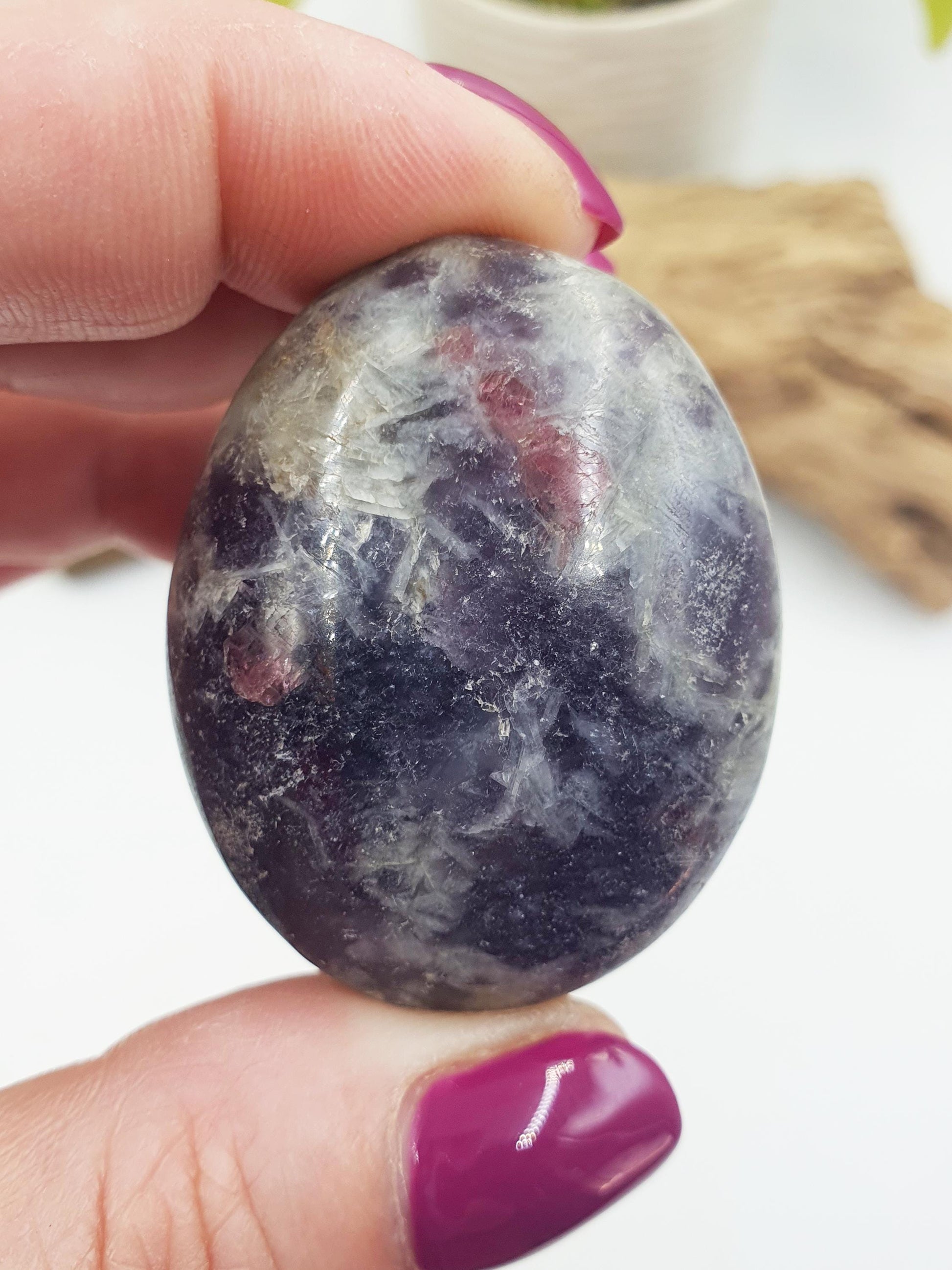 Cute Unicorn Stone Palm / Unicorn Palm Stone / Pegmatite Palm / Pocket Crystal / Meditation Palm - 50g