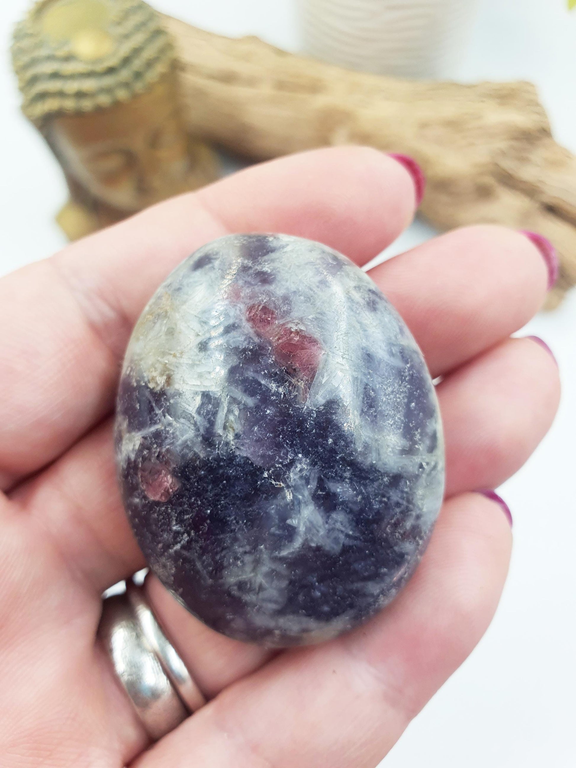 Cute Unicorn Stone Palm / Unicorn Palm Stone / Pegmatite Palm / Pocket Crystal / Meditation Palm - 50g