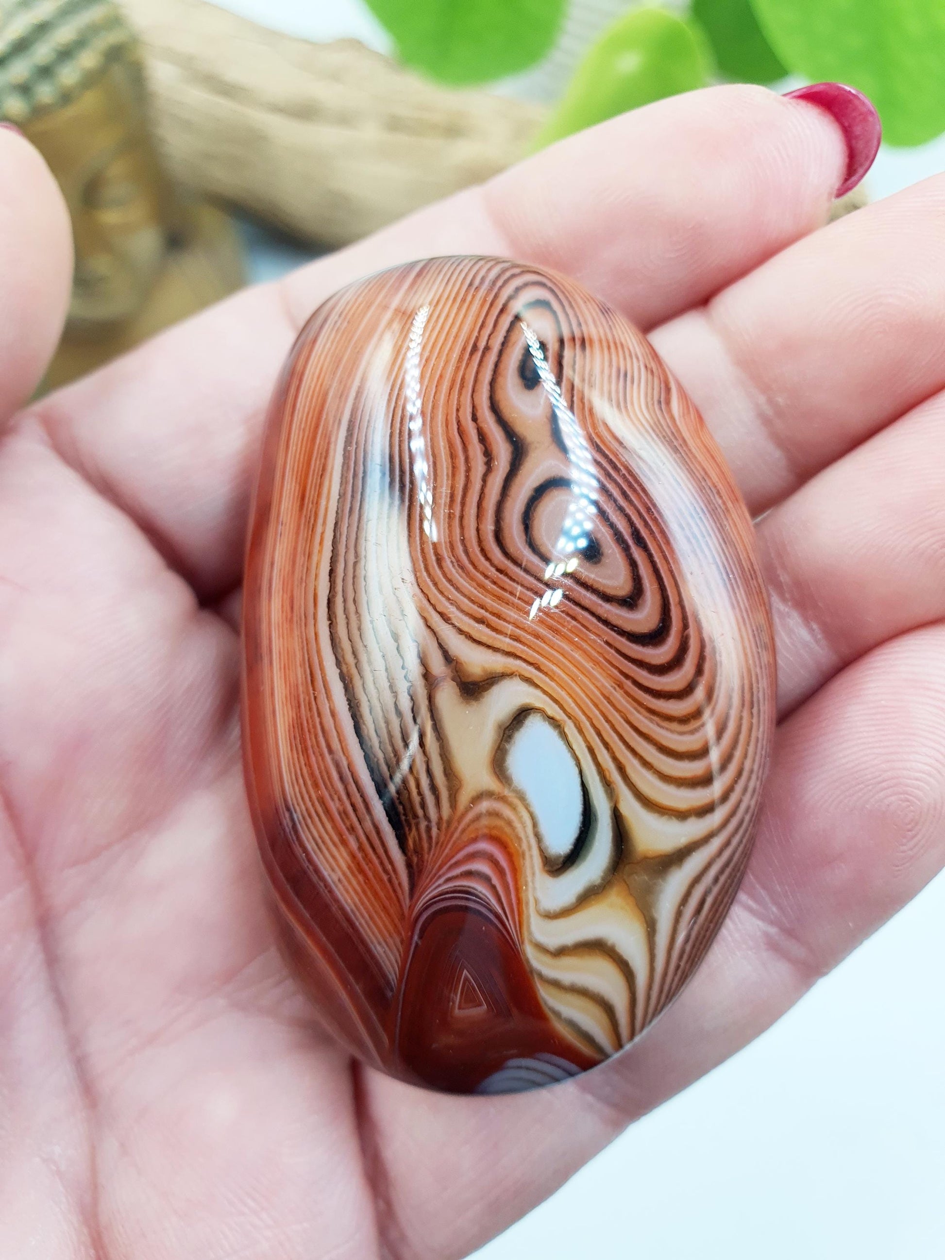 Beautiful Sardonyx Palm / Sardonyx Palm Stone / Healing Palm / Meditation Palm / Reiki Crystal Palm - 60g