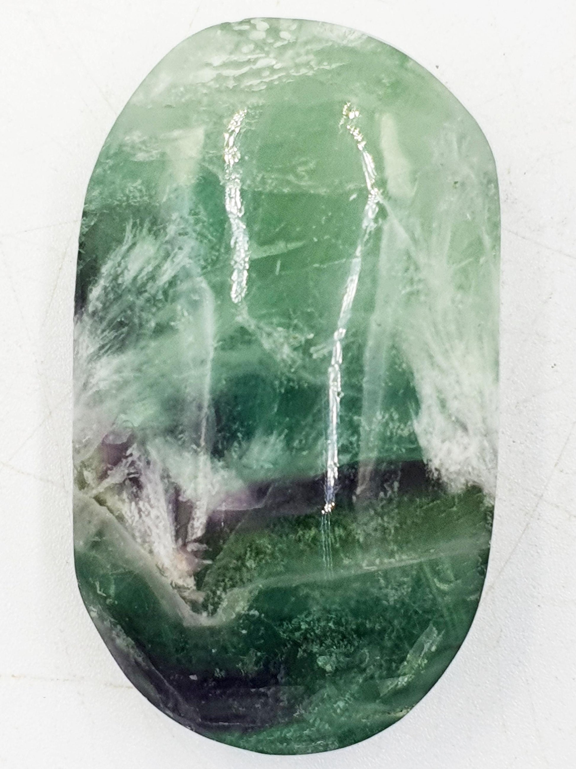Cute Feather Fluorite Palm with rainbow / Fluorite Palm Stone / Purple and Green Fluorite Palm Stone / Meditation Palm - 45g
