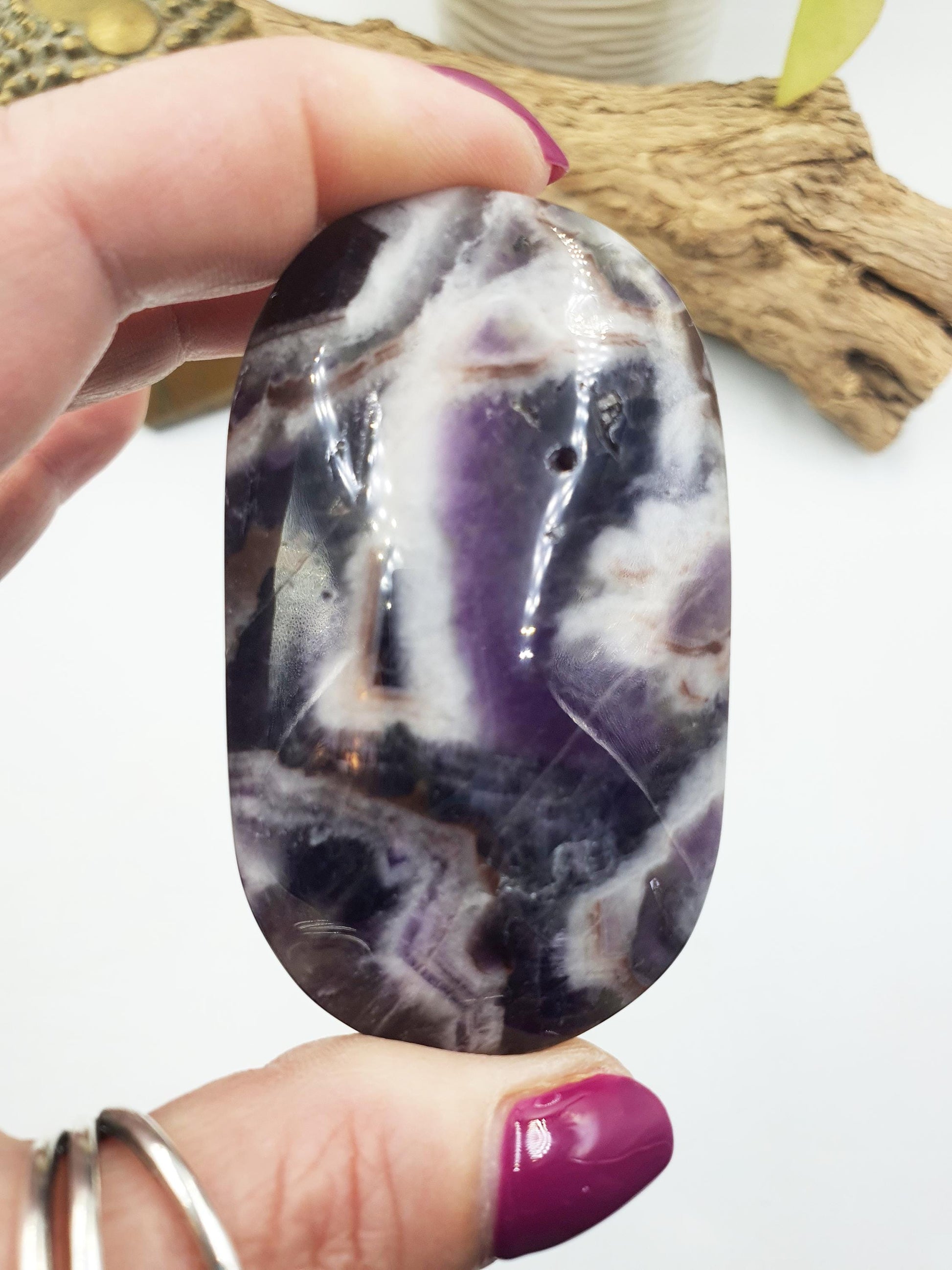 Dream Amethyst Palm / Dream Amethyst Palm Stone / Amethyst Meditation Palm / Reiki Crystal Palm - 95g