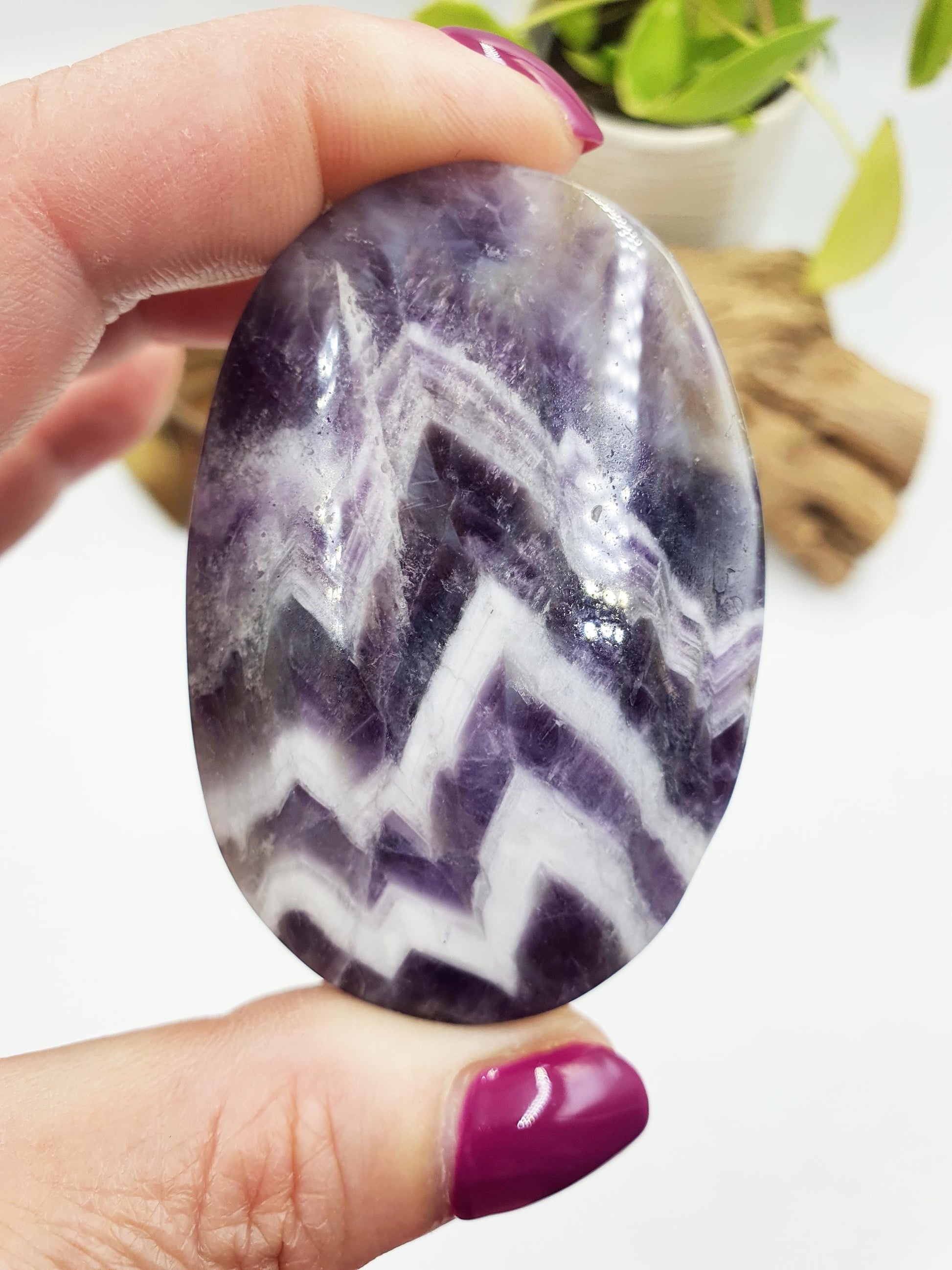 Dream Amethyst Palm / Dream Amethyst Palm Stone / Chevron Amethyst Palm / Pocket Stone / Amethyst Meditation Palm / Reiki Crystal Palm- 95g