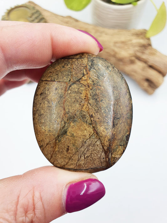 Beautiful Bronzite Palm / Bronzite Palm Stone / Flat Palm Stone / Pocket Crystal / Meditation Palm / Reiki Crystal Palm - 50g