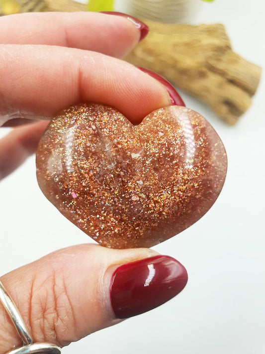 Sparkly Sunstone Heart / Sunstone Crystal Puff Heart / Confetti Sunstone Heart Carving - 35g