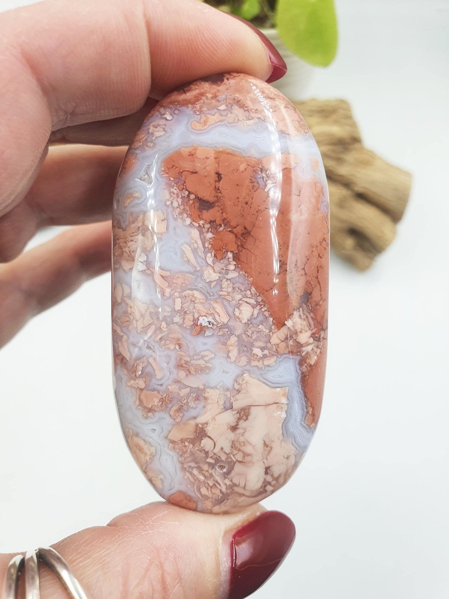 Beautiful Pink Agate Palm / Pink Agate Palm Stone / Pocket Crystal / Agate Palm / Meditation Palm - 80g