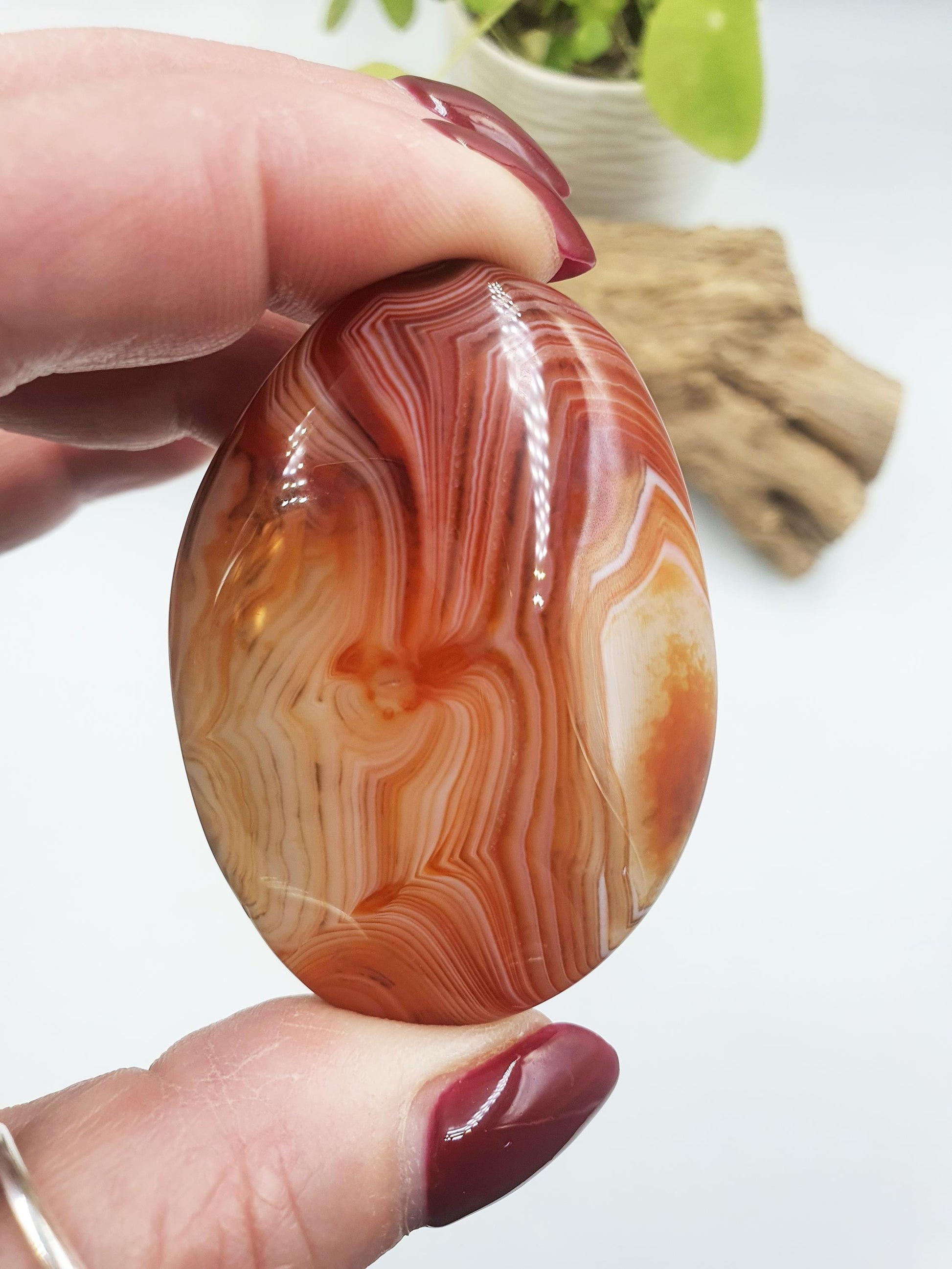 Stunning Sardonyx Palm / Sardonyx Palm Stone / Healing Palm / Meditation Palm / Reiki Crystal Palm - 45g