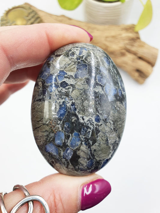 Que Sera (Llanite) Palm / Que Sera Palm Stone / Llanite Pocket Stone / Meditation Palm / Reiki Crystal Palm - 110g