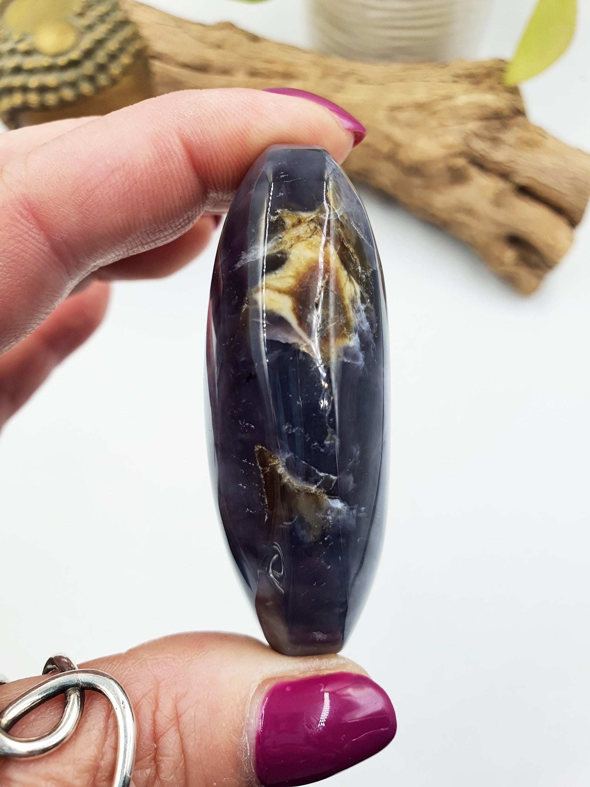 Beautiful Petrified Wood Palm / Petrified Wood Palm Stone / Meditation Palm / Reiki Crystal Palm - 75g
