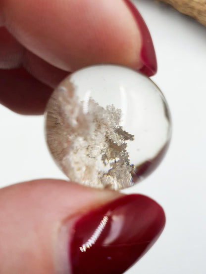 Gorgeous Little Garden Quartz Sphere/Lodolite Quartz Mini Sphere / Collectors Mini Sphere - 21mm