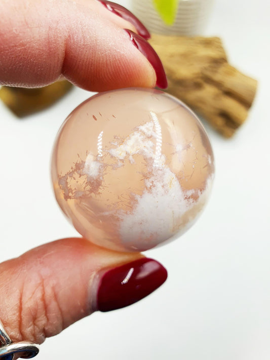 Rare Rose Quartz with Garden and strong Starlight / Garden Rose Quartz Sphere / Collectors Crystal Sphere / Rose Lodolite Sphere - 39.7mm