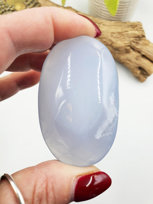 Beautiful Blue Chalcedony Palm with sparkly drusy pocket/ Chalcedony Palm Stone / Meditation Palm / Reiki Crystal Palm - 60g