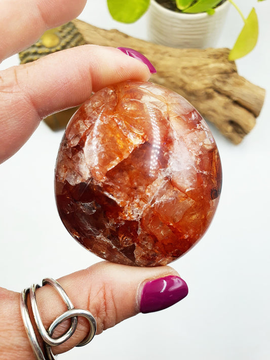 Sparkly Fire Quartz Palm with rainbows / Hematoid Quartz Palm / Healing Palm Stone / Meditation Palm / Reiki Crystal Palm - 140g