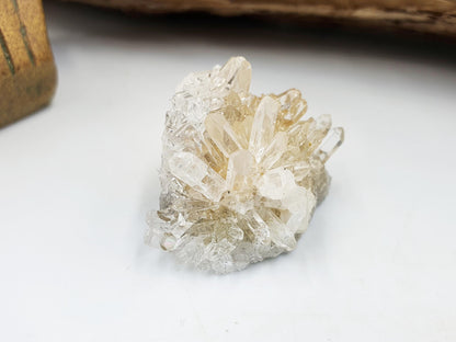 Cute Tiny Chrysanthemum Quartz Cluster / Raw Quartz Cluster / Mini Quartz Cluster - 17g