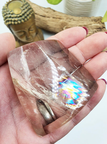Clear Quartz Freeform with huge rainbow / Clear Quartz Chunk / Clear Quartz Piece - 135g