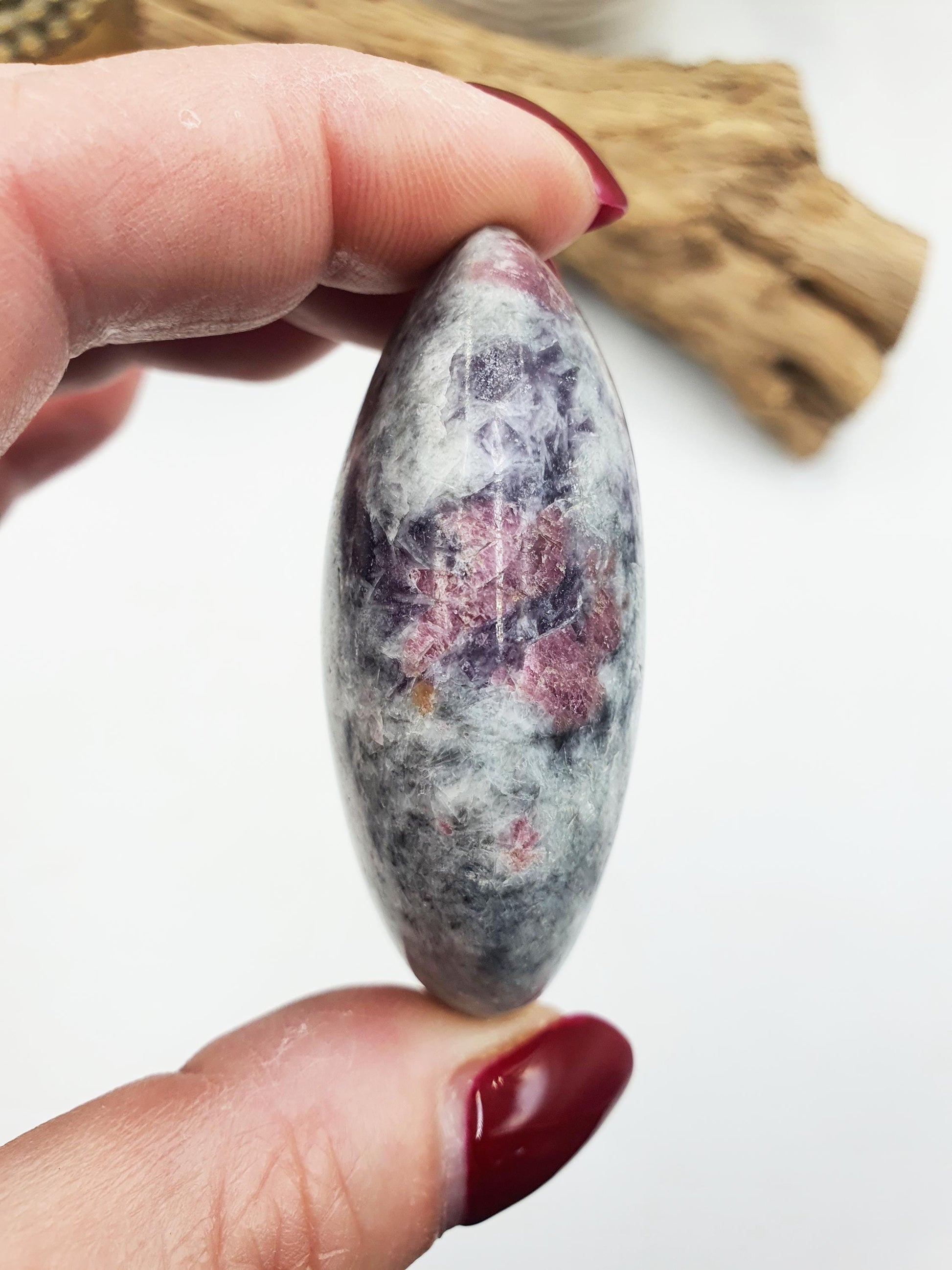 Beautiful Unicorn Stone Palm / Unicorn Palm Stone / Pegmatite Palm / Pocket Crystal / Meditation Palm / Reiki Crystal Palm - 75g