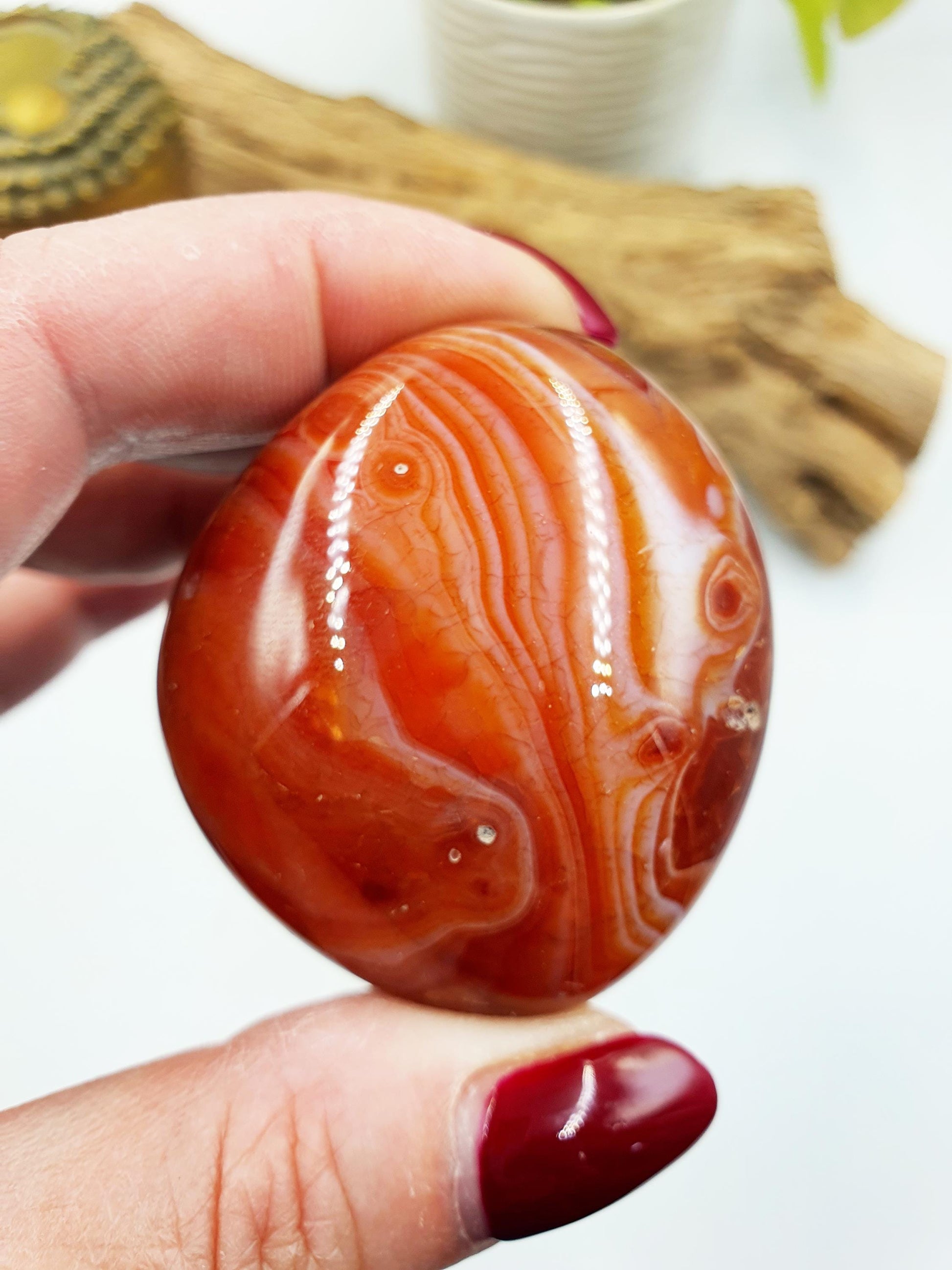 Beautiful Carnelian Palm / Carnelian Palm Stone / Carnelian Pocket Stone / Meditation Palm / Reiki Crystal Palm - 85g