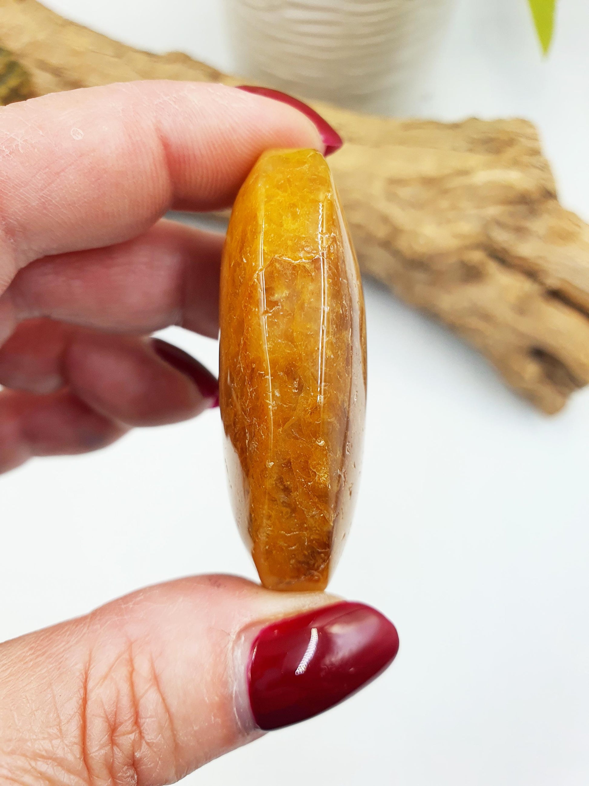 Beautiful Golden Healer Palm / Golden Healer Palm Stone / Hematoid Palm / Reiki Crystal Palm / Meditation Palm - 50g