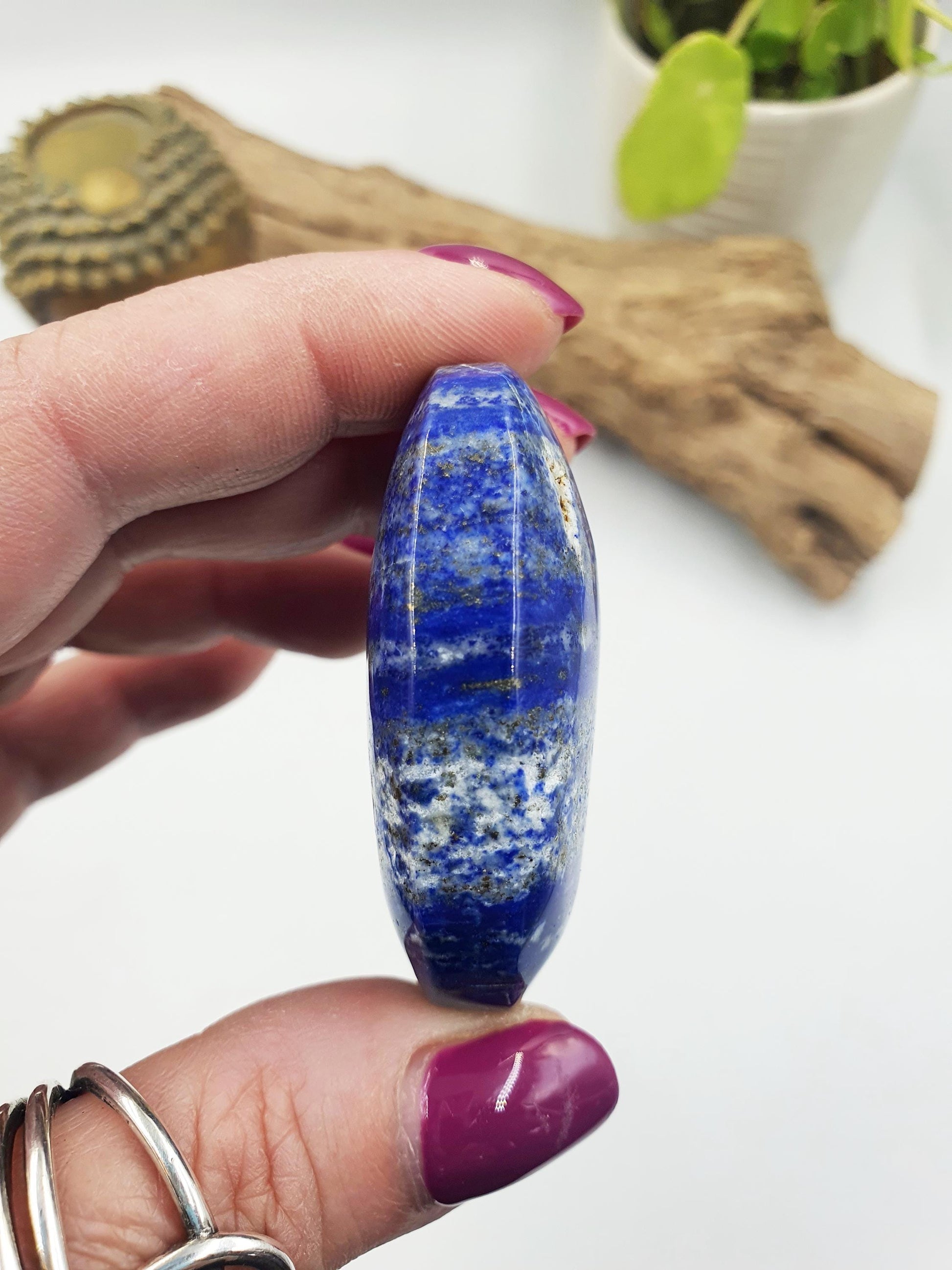 Lapis Lazuli Palm Stone - Wisdom & Truth Third Eye Chakra Crystal - 75g