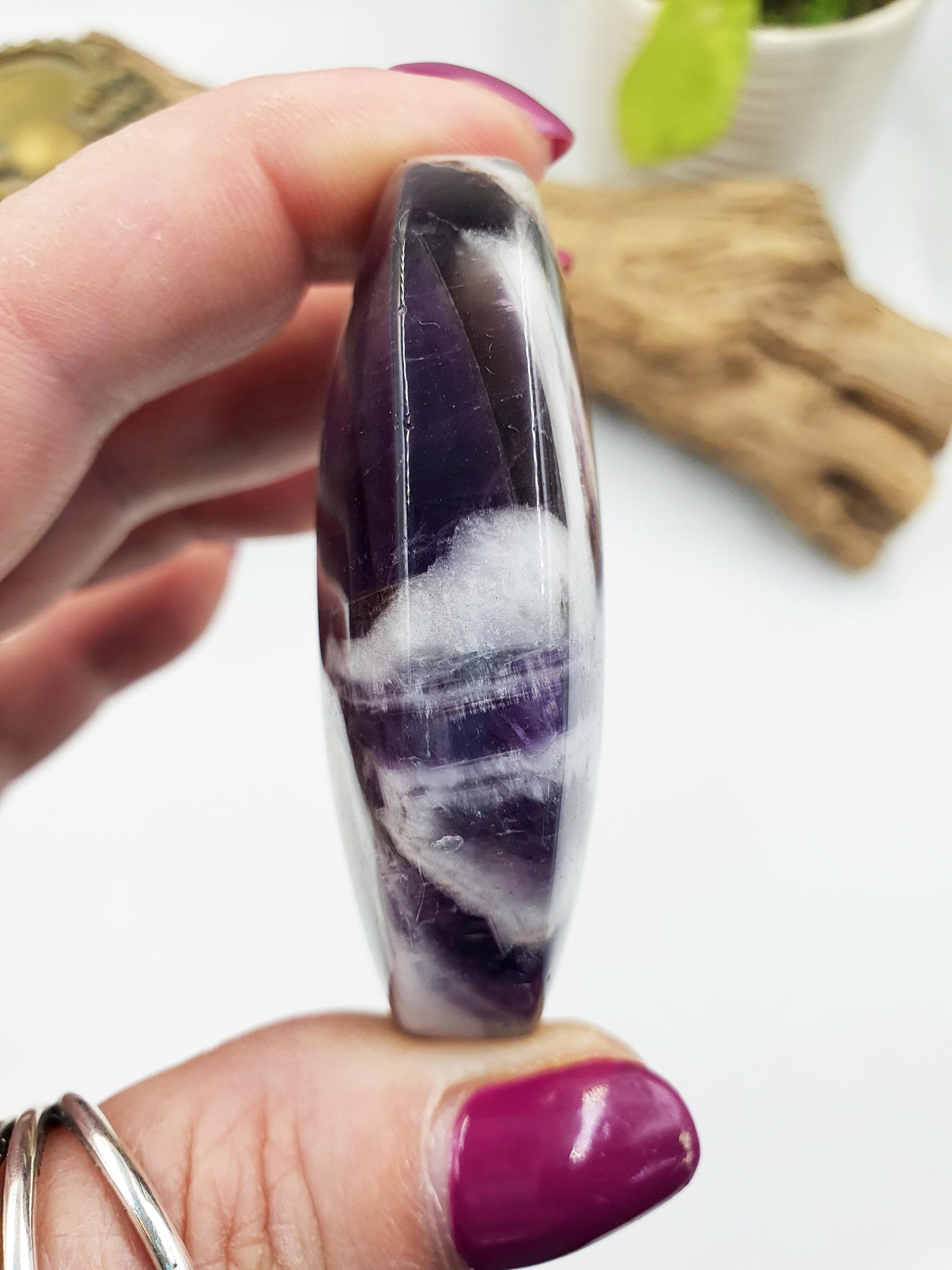 Dream Amethyst Palm Stone - Intuition & Spiritual Protection Crystal - 75g