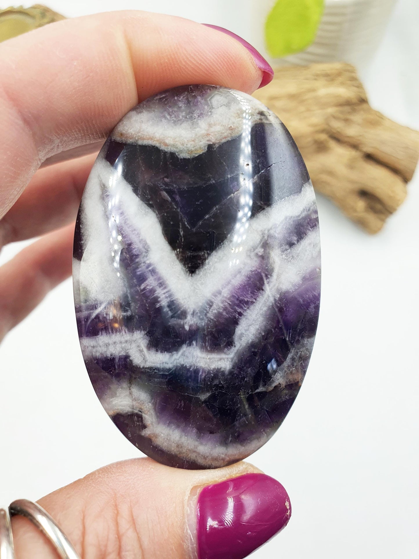 Dream Amethyst Palm Stone - Intuition & Spiritual Protection Crystal - 75g