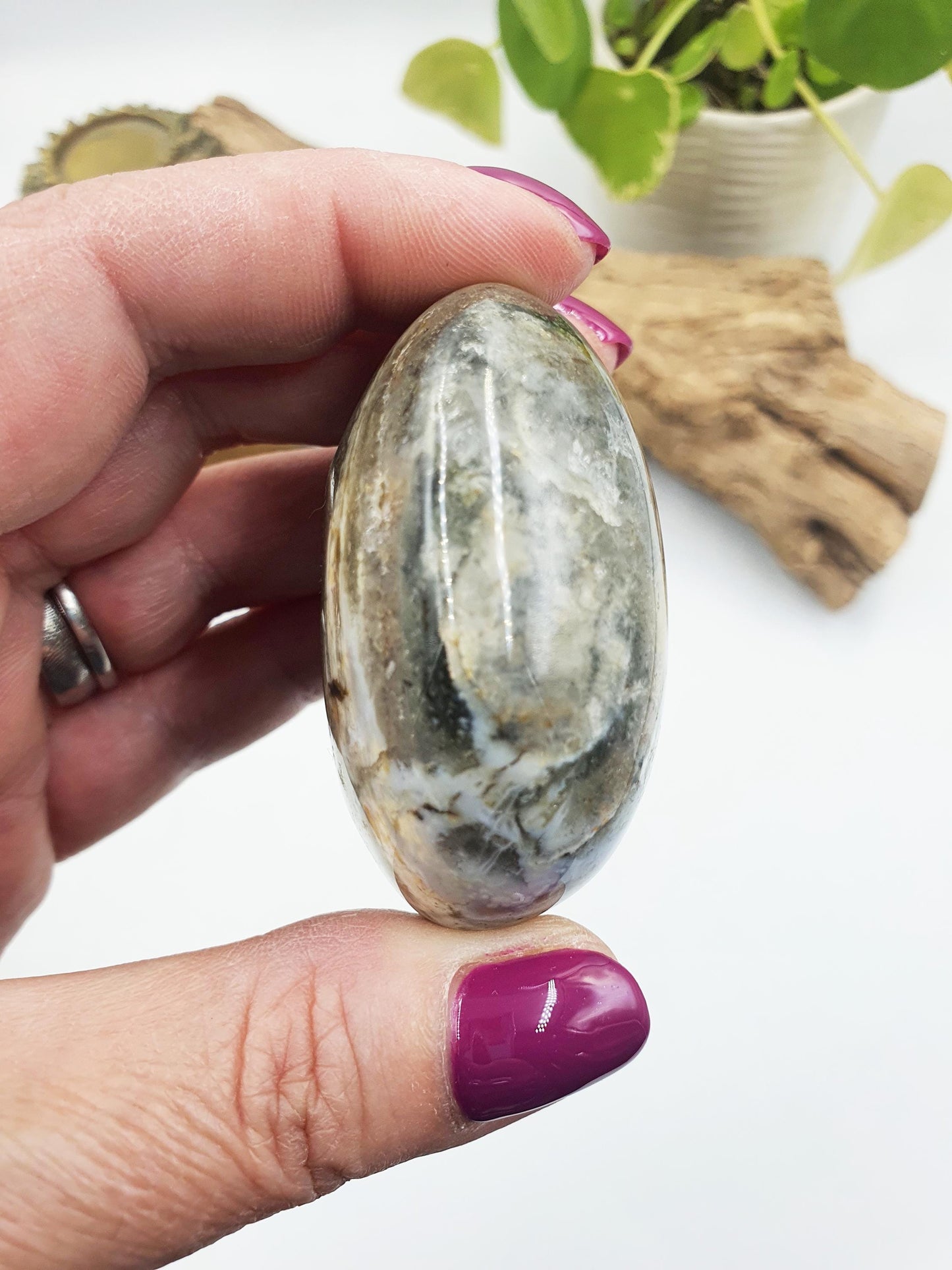 Unique Large Ocean Jasper Palm / Ocean Jasper Palm Stone / OJ Palm / Reiki Crystal Palm / Meditation Palm - 115g