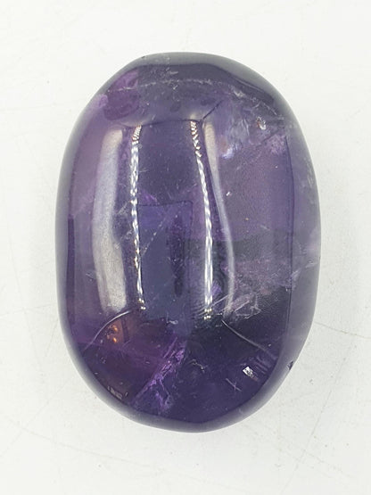 Beautiful Amethyst Palm with rainbows/ Amethyst Palm Stone / Amethyst Pocket Stone / Crystal Healing / Meditation Palm - 65g