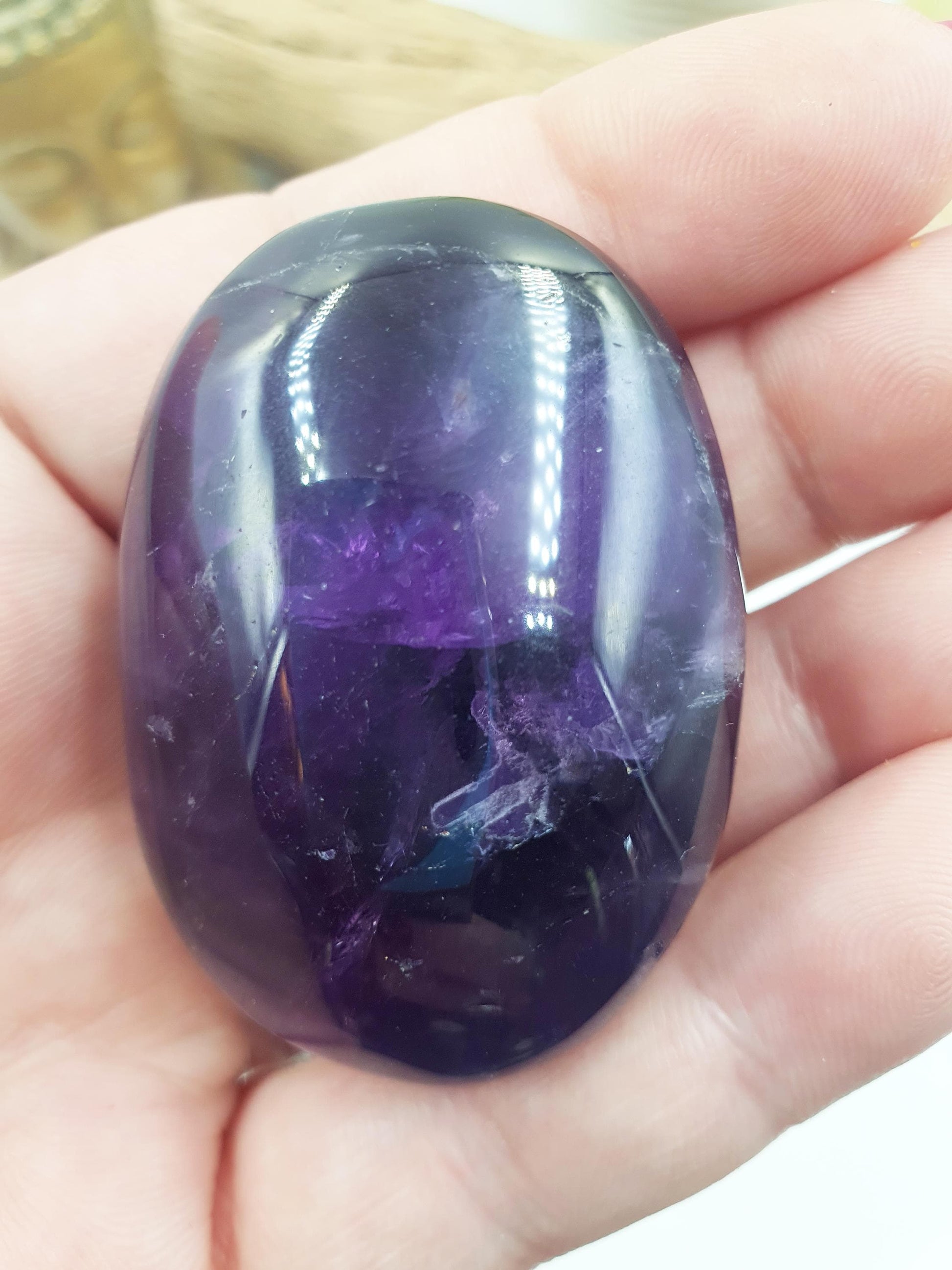Beautiful Amethyst Palm with rainbows/ Amethyst Palm Stone / Amethyst Pocket Stone / Crystal Healing / Meditation Palm - 65g