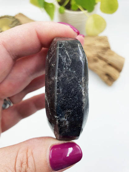 Large Astrophyllite Palm / Firework Palm Stone / Meditation Palm / Reiki Crystal Palm - 110g