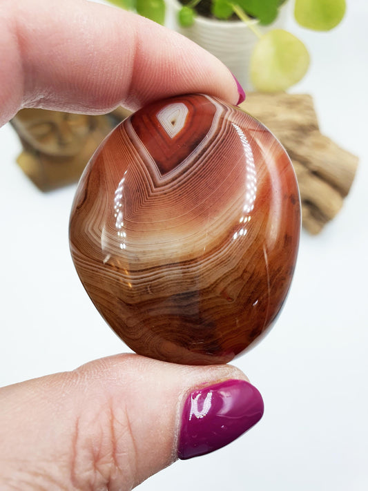Beautiful Sardonyx Palm / Sardonyx Palm Stone / Healing Palm / Meditation Palm / Reiki Crystal Palm - 70g