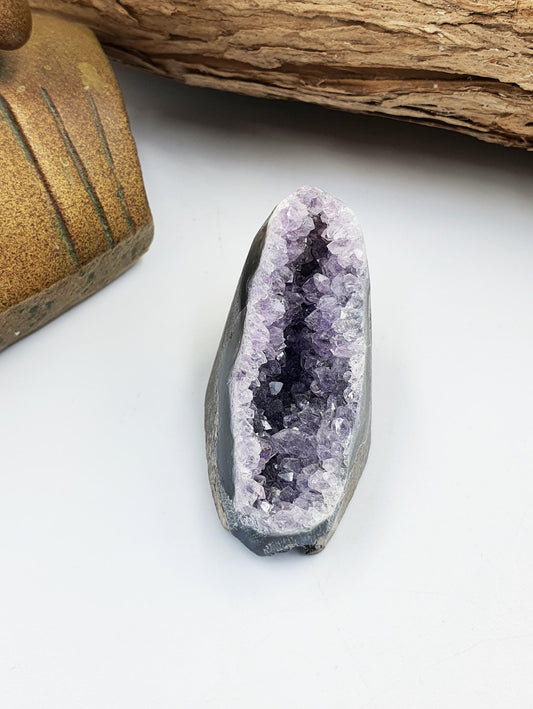 Cute Mini Amethyst Cluster Geode / Amethyst Geode / Amethyst Freeform / Raw Amethyst - 45g