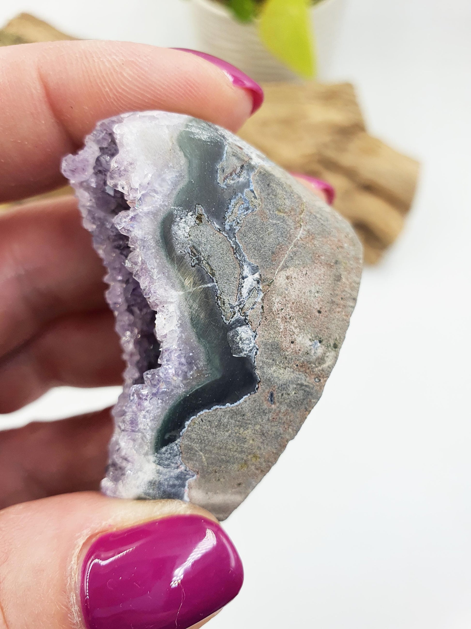 Cute Mini Amethyst Cluster Geode / Amethyst Geode / Amethyst Freeform / Raw Amethyst - 45g
