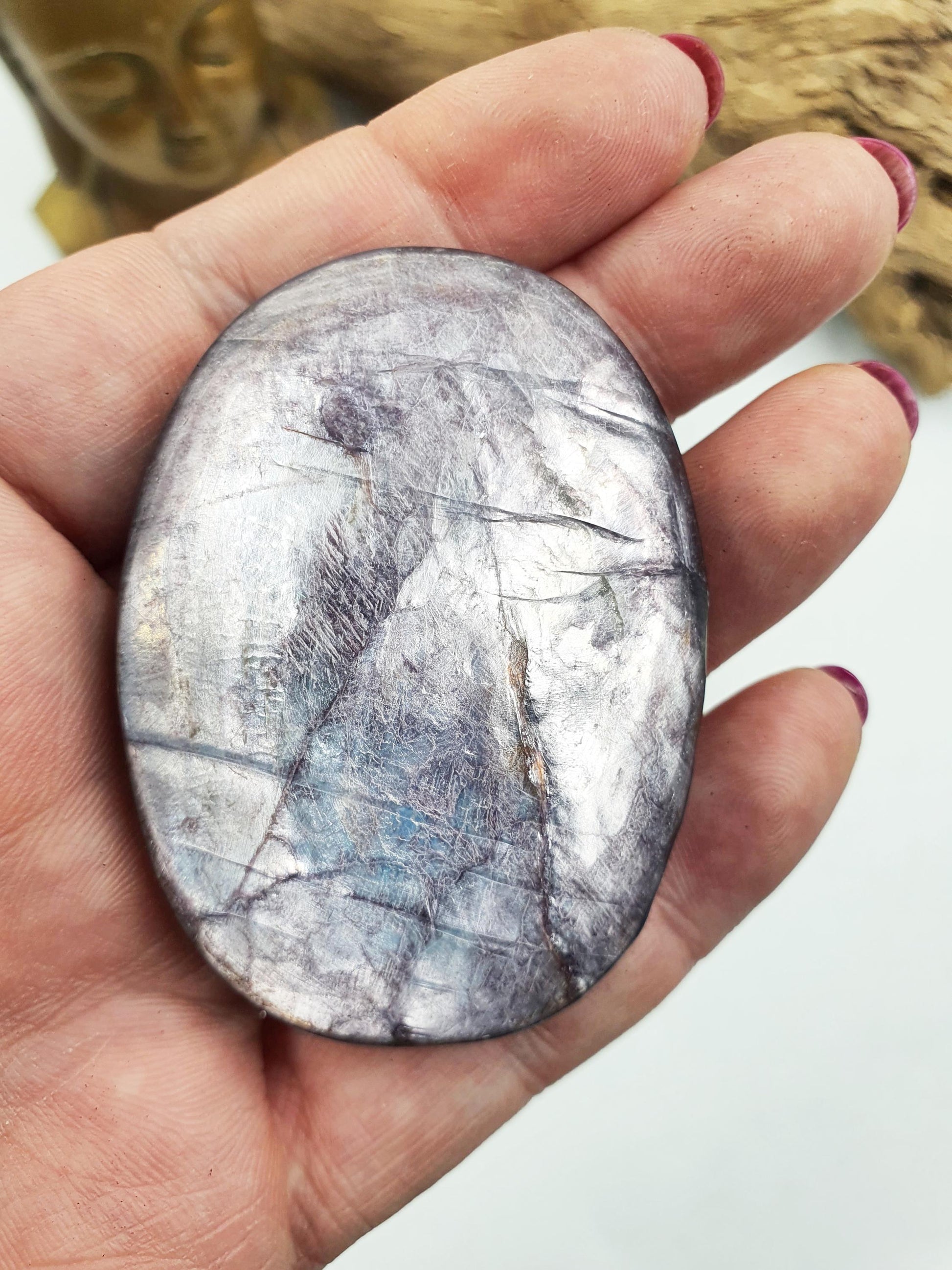 Incredible Purple Mica Palm / Purple Mica Palm Stone / Lepidolite Palm / Meditation Palm / Reiki Crystal Palm - 70g