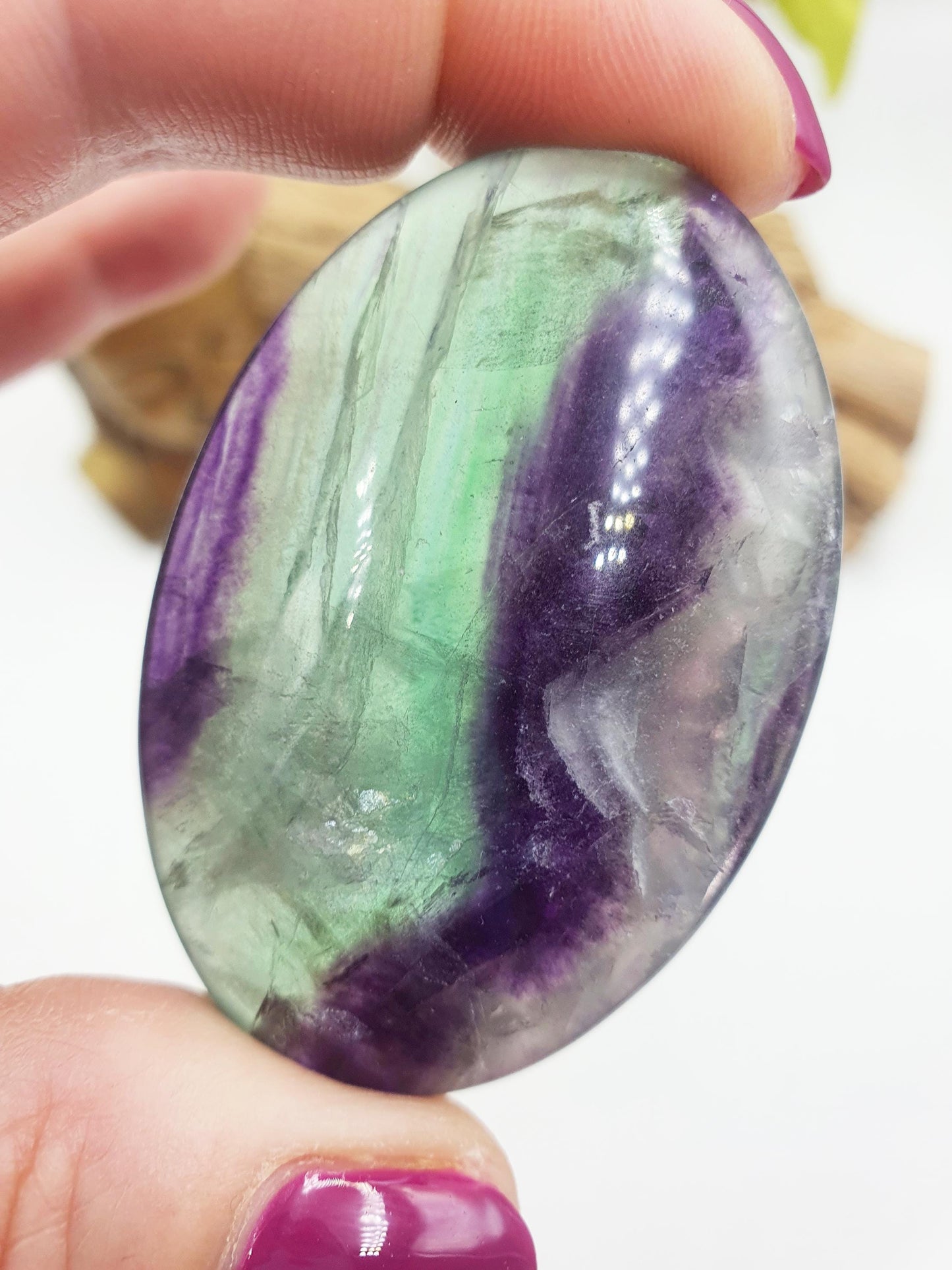Beautiful Fluorite Palm with large rainbow / Fluorite Palm Stone / Purple and Green Fluorite Palm Stone / Reiki Crystal Palm - 60g