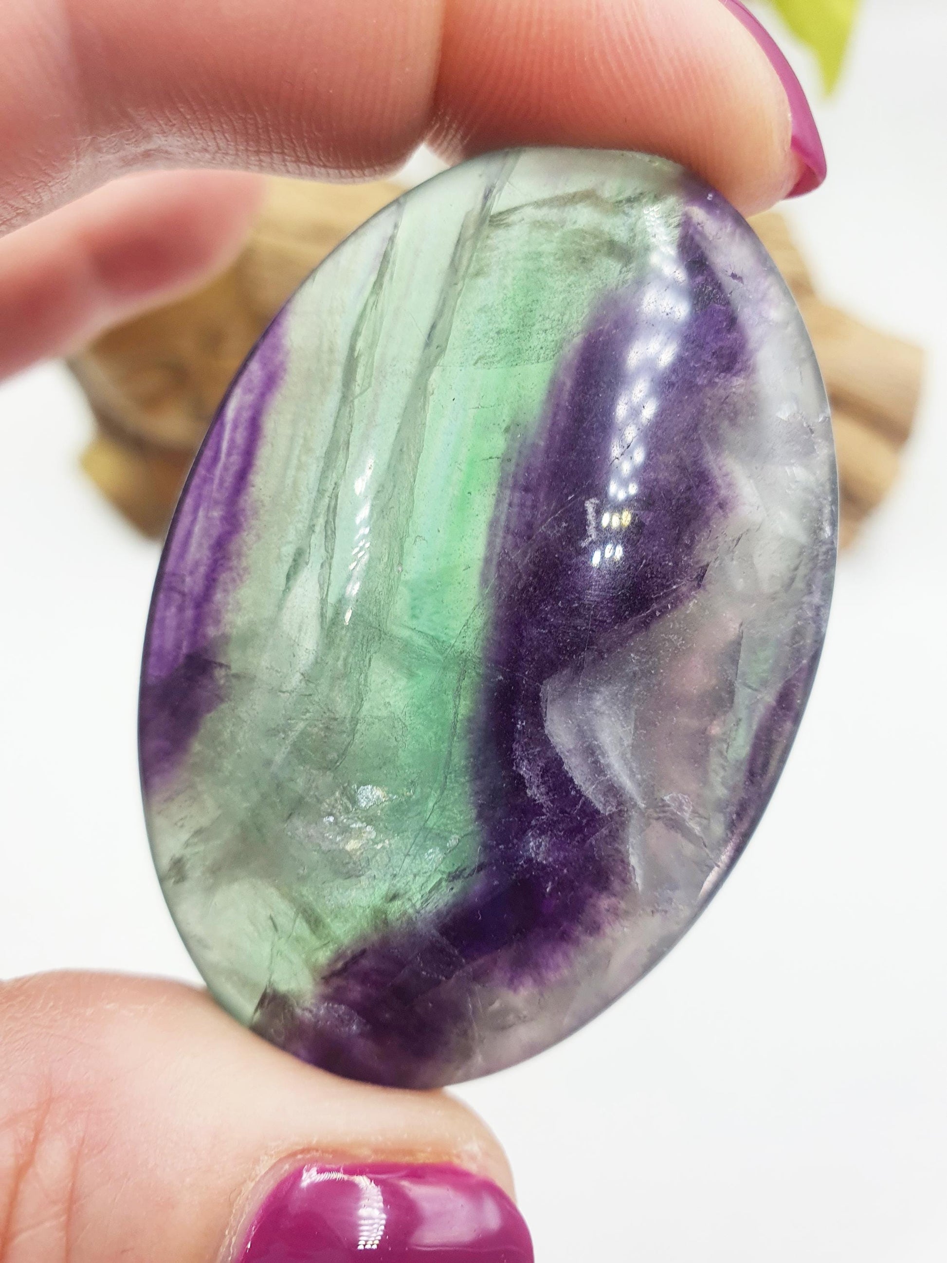 Beautiful Fluorite Palm with large rainbow / Fluorite Palm Stone / Purple and Green Fluorite Palm Stone / Reiki Crystal Palm - 60g