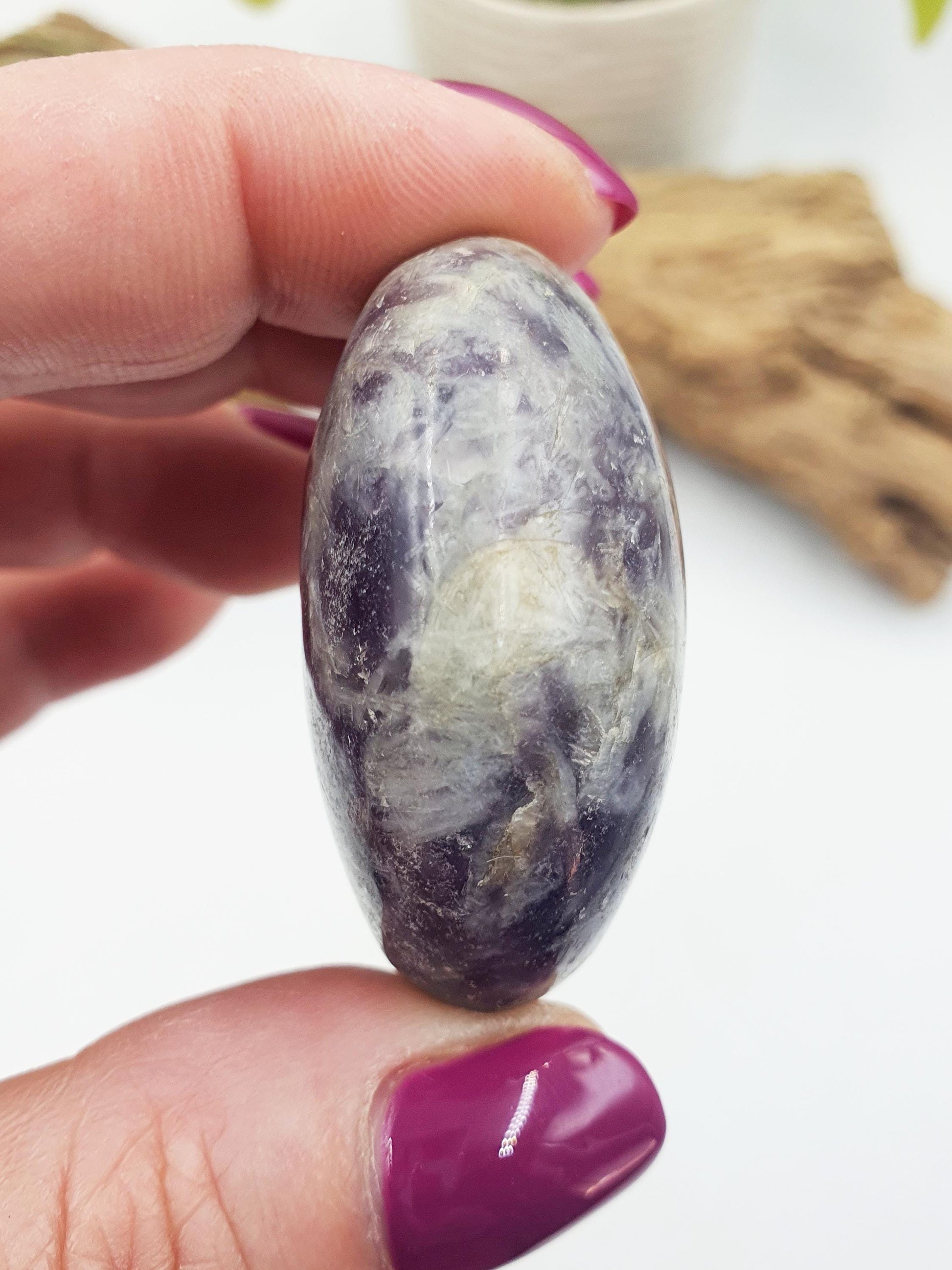 Cute Unicorn Stone Palm / Unicorn Palm Stone / Pegmatite Palm / Pocket Crystal / Meditation Palm - 50g