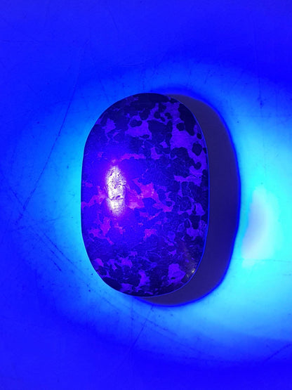 Willemite Palm Stone - Rare High Vibration Healing Crystal - 50g