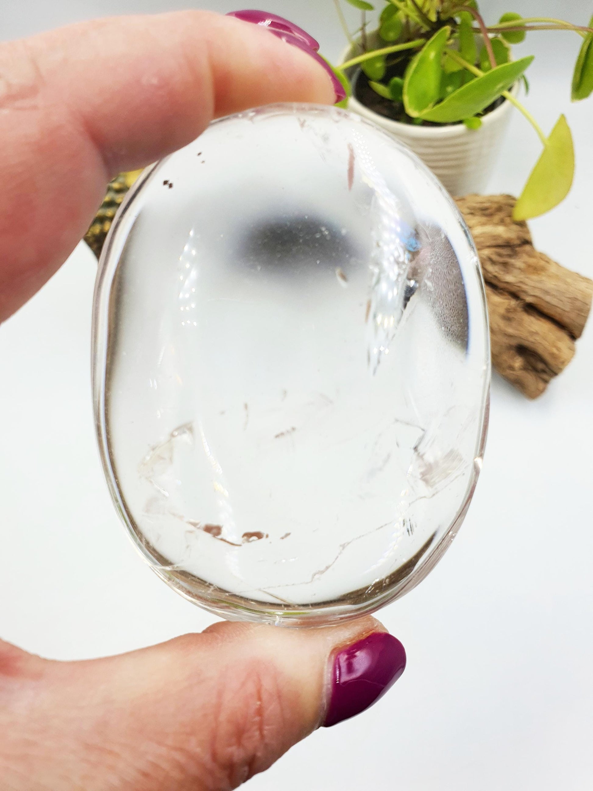 Beautiful Large Clear Quartz Palm with rainbows / Clear Quartz Palm Stone with shimmering inclusions/ Meditation Palm / Reiki Crystal - 150g