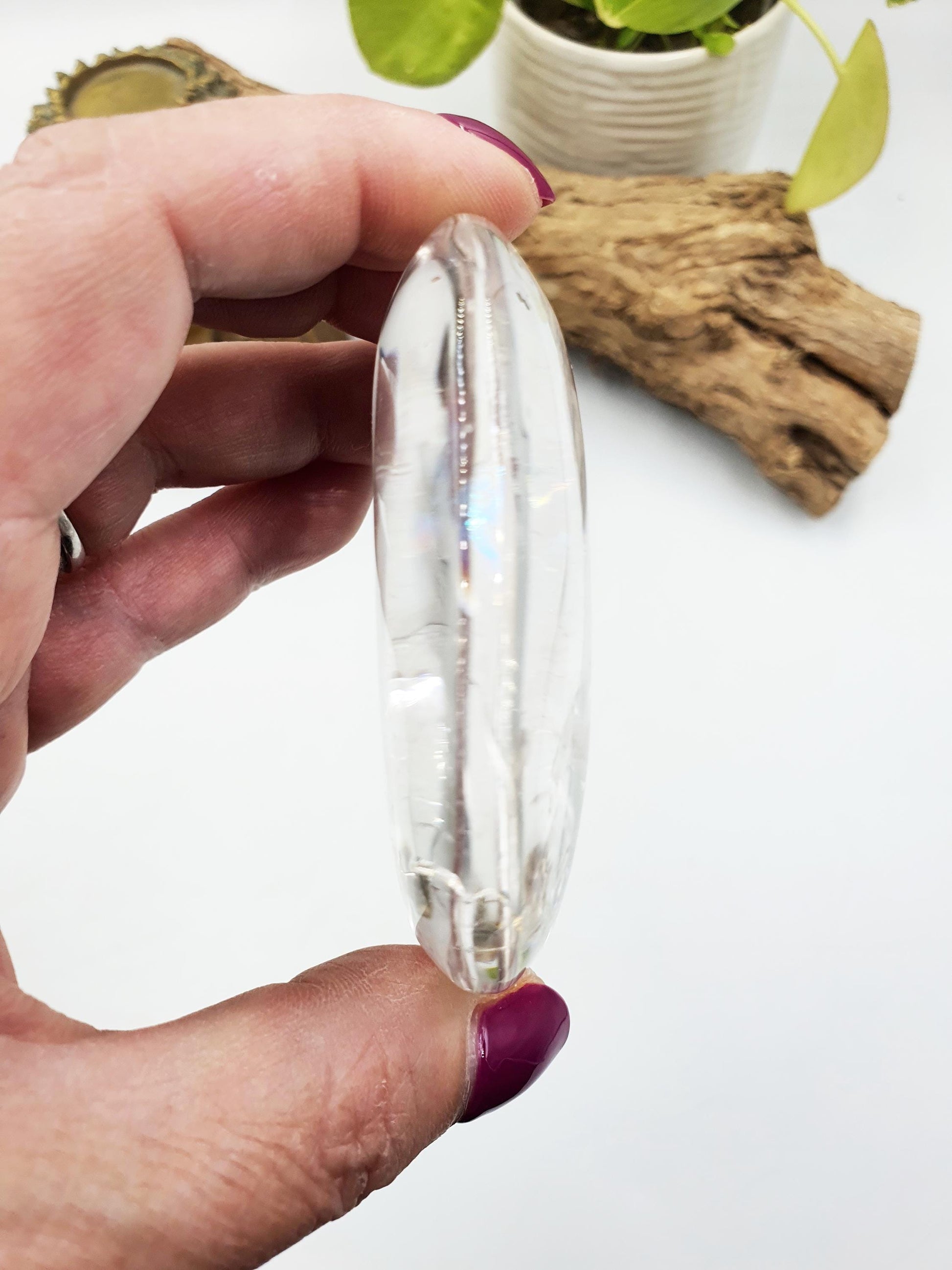 Beautiful Large Clear Quartz Palm with rainbows / Clear Quartz Palm Stone with shimmering inclusions/ Meditation Palm / Reiki Crystal - 150g