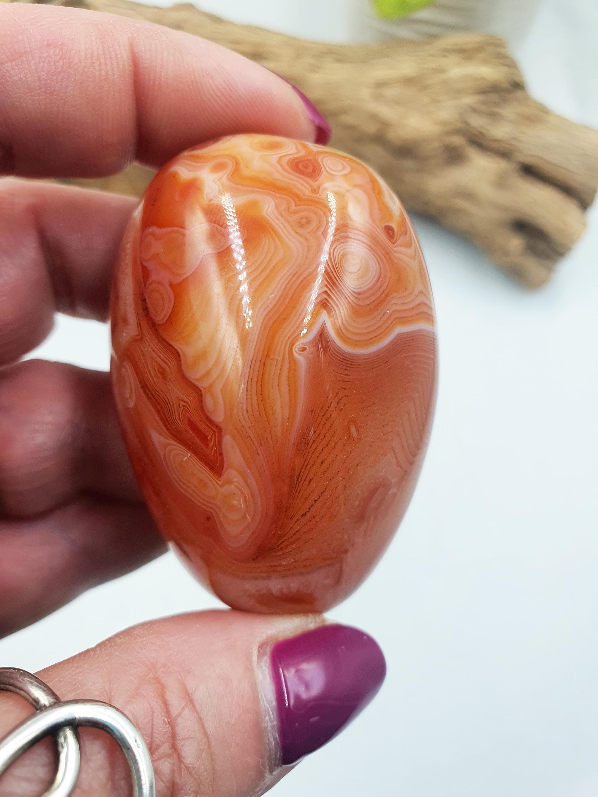 Carnelian Palm Stone - Vitality & Creativity Healing Crystal - 90g