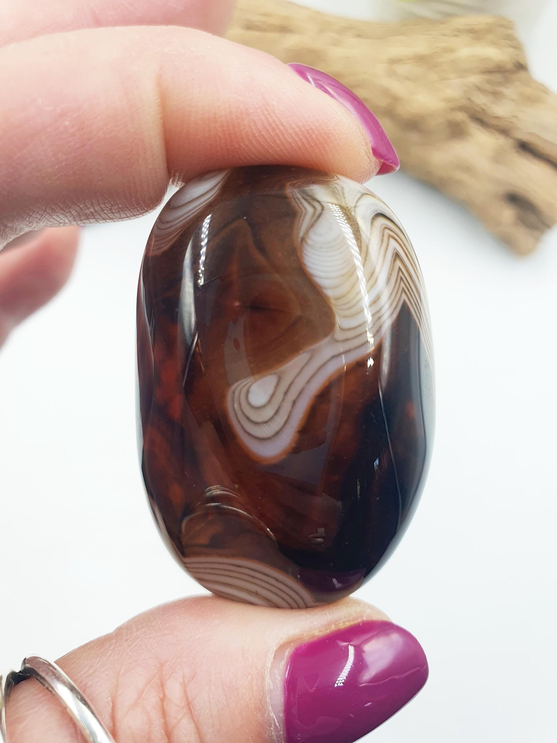 Sardonyx Palm Stone - Strength & Protection Healing - 50g