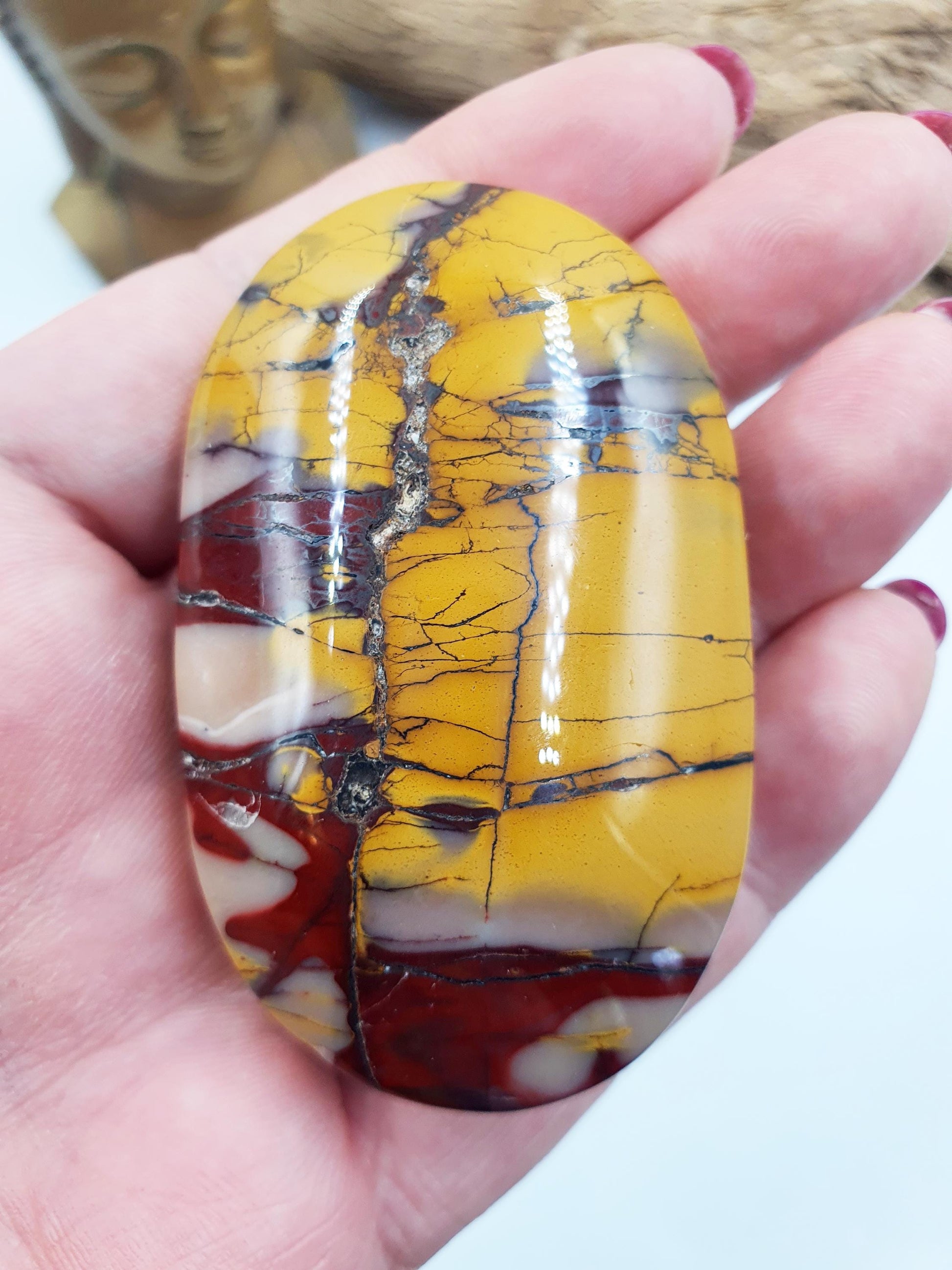 Mookaite Jasper Palm Stone - Grounding and Vitality Healing Crystal - 90g