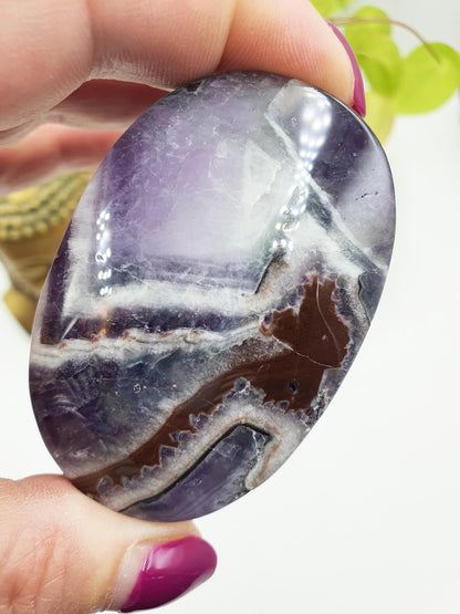 Dream Amethyst Palm Stone - Intuition & Spiritual Protection Crystal - 110g