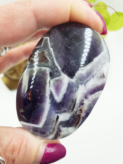 Dream Amethyst Palm Stone - Intuition & Spiritual Protection Crystal - 110g