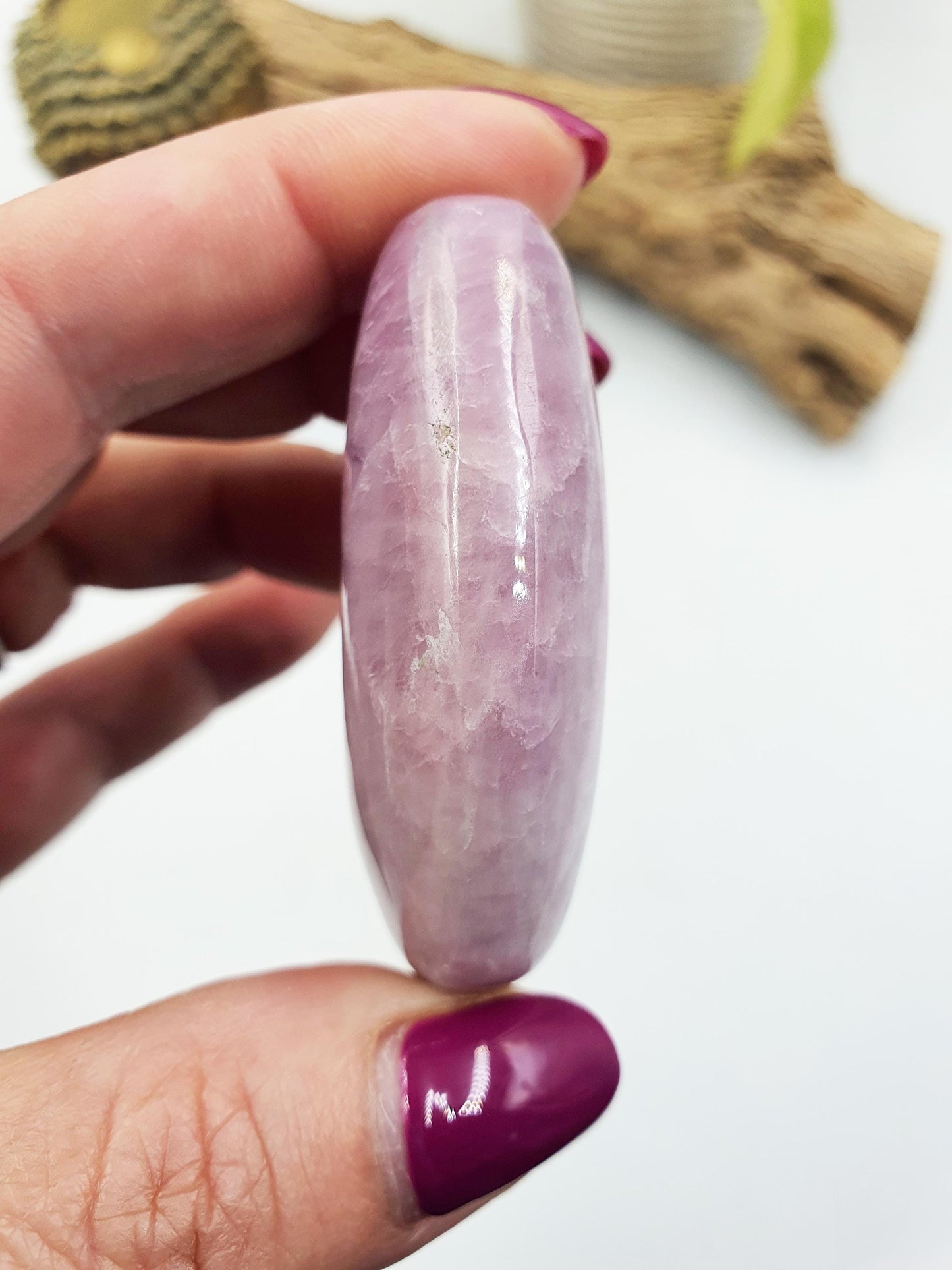 Kunzite Crystal Palm Stone - Heart Chakra & Emotional Healing Crystal - 75g