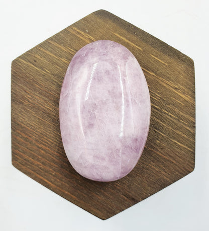 Kunzite Crystal Palm Stone - Heart Chakra & Emotional Healing Crystal - 75g