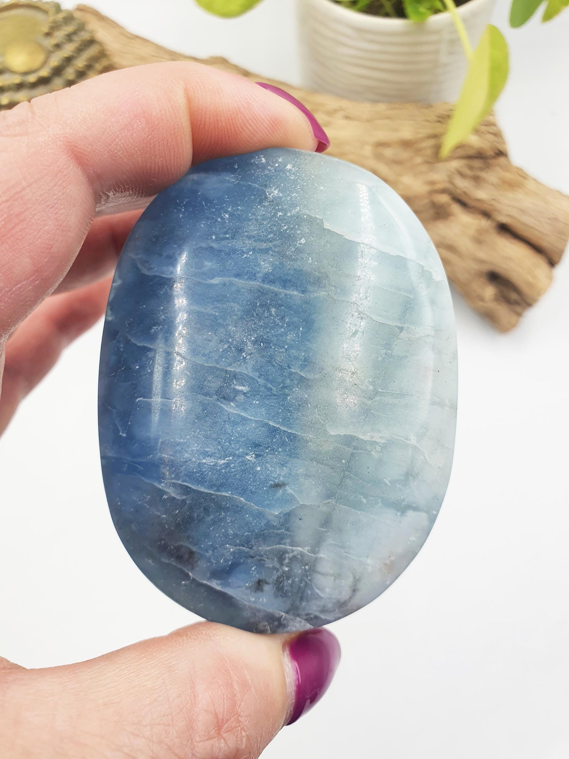 Large Aquamarine Palm Stone - Calming & Stress Relief Throat Chakra Crystal - 130g