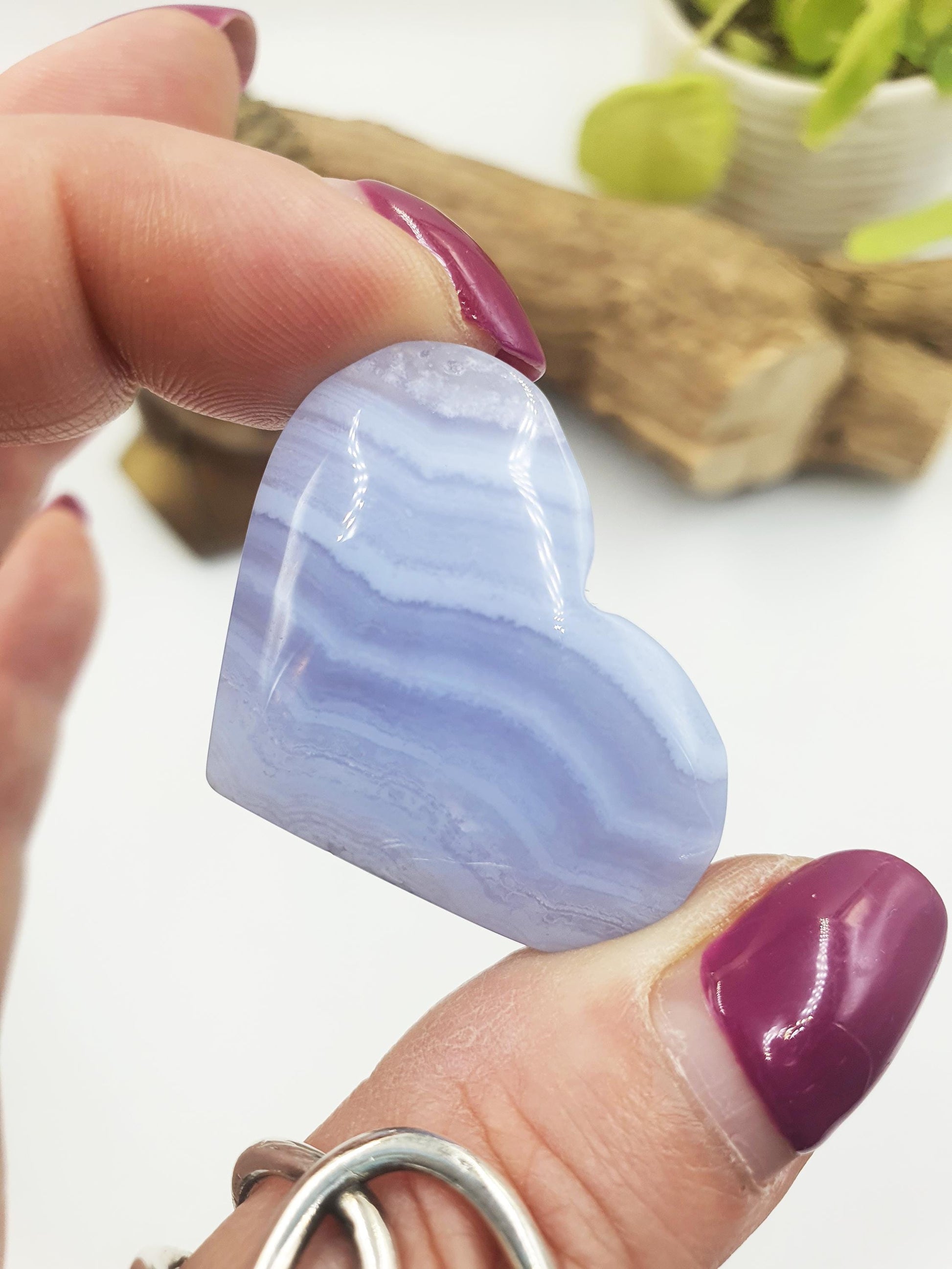Blue Lace Agate Crystal Heart - Calming & Communication Healing Carving, 25g