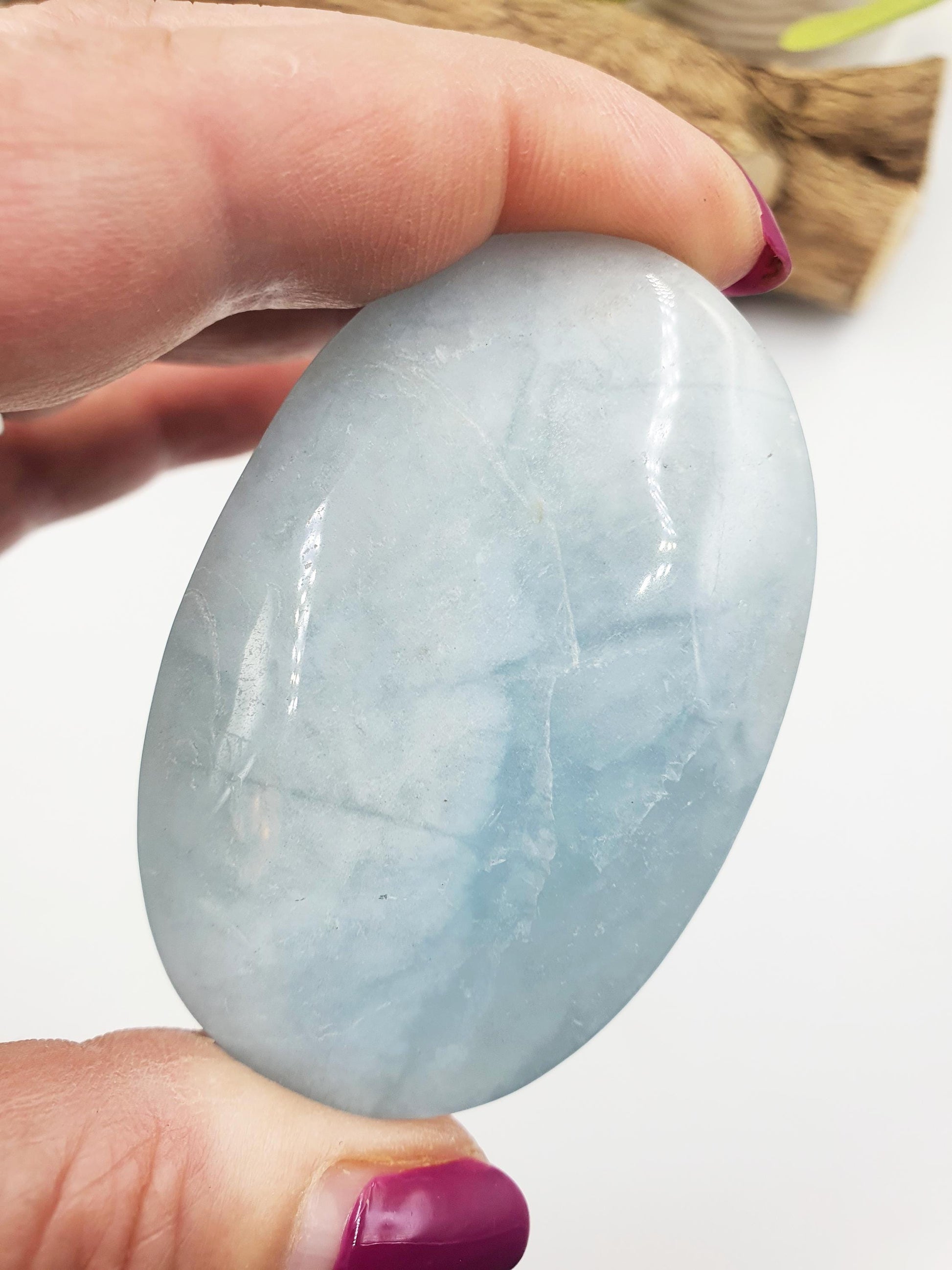 Flashy Aquamarine Palm Stone - Calming & Stress Relief Throat Chakra Crystal - 25g