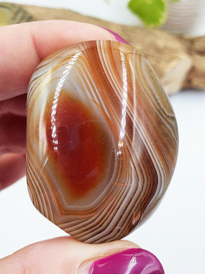 Sardonyx Palm Stone - Strength & Protection Healing - 65g